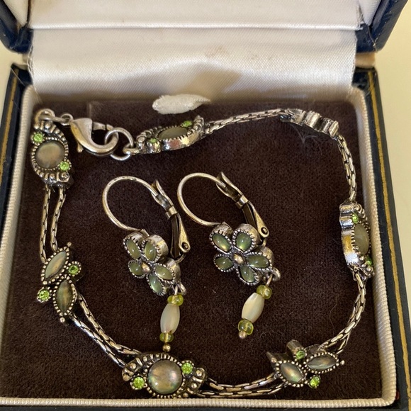 Handmade Silver Bracelet & Earrings Green & Opalescent oval round Gemstones Set - Picture 3 of 13